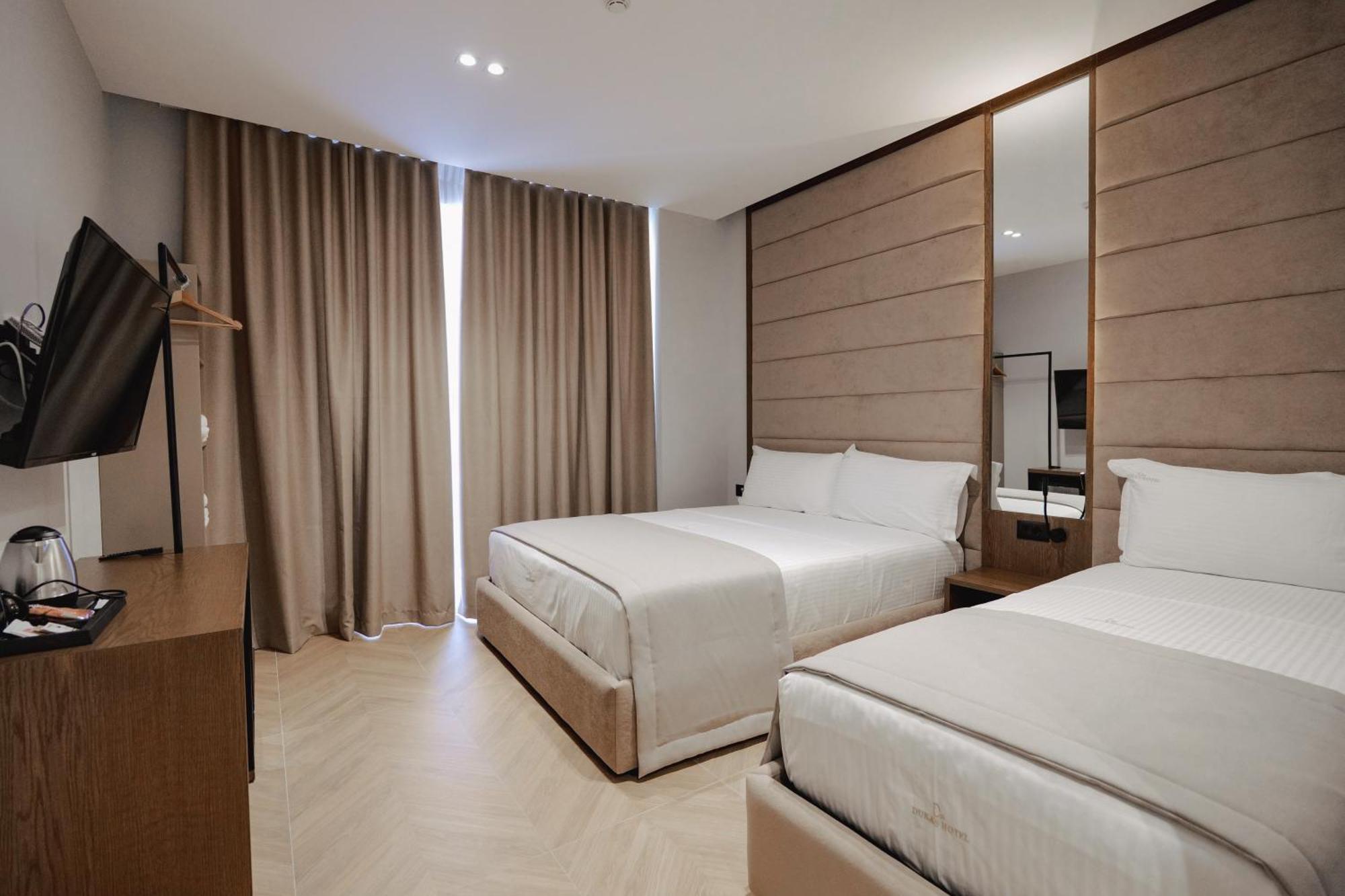 Duka'S Hotel Ksamil Extérieur photo