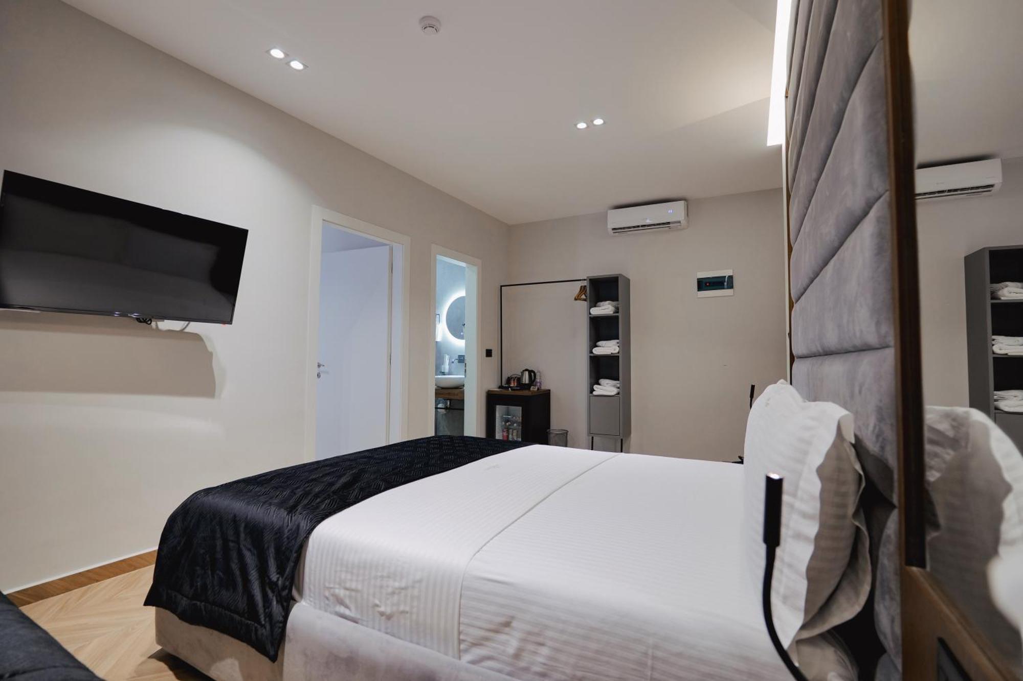 Duka'S Hotel Ksamil Extérieur photo