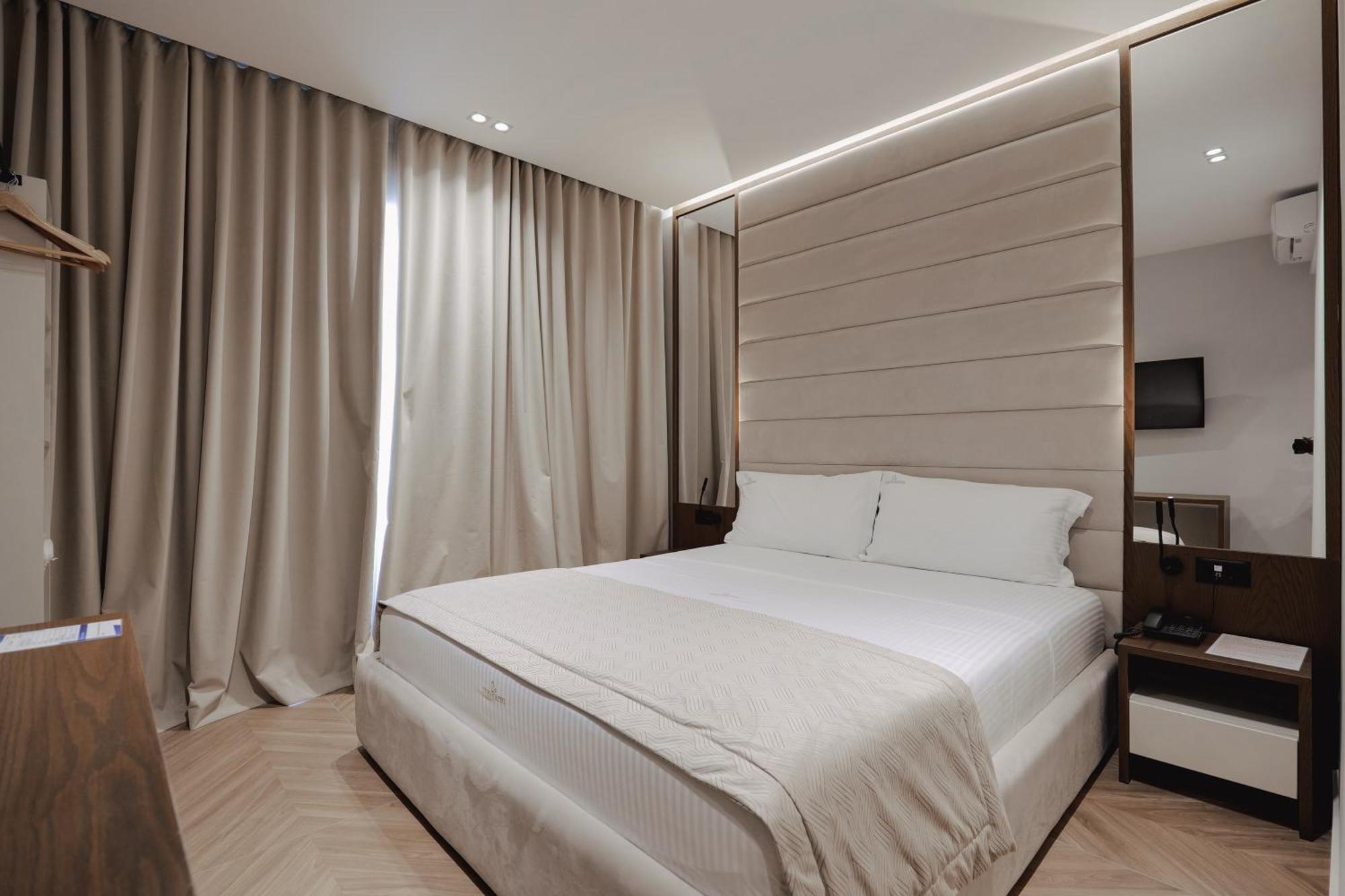 Duka'S Hotel Ksamil Extérieur photo