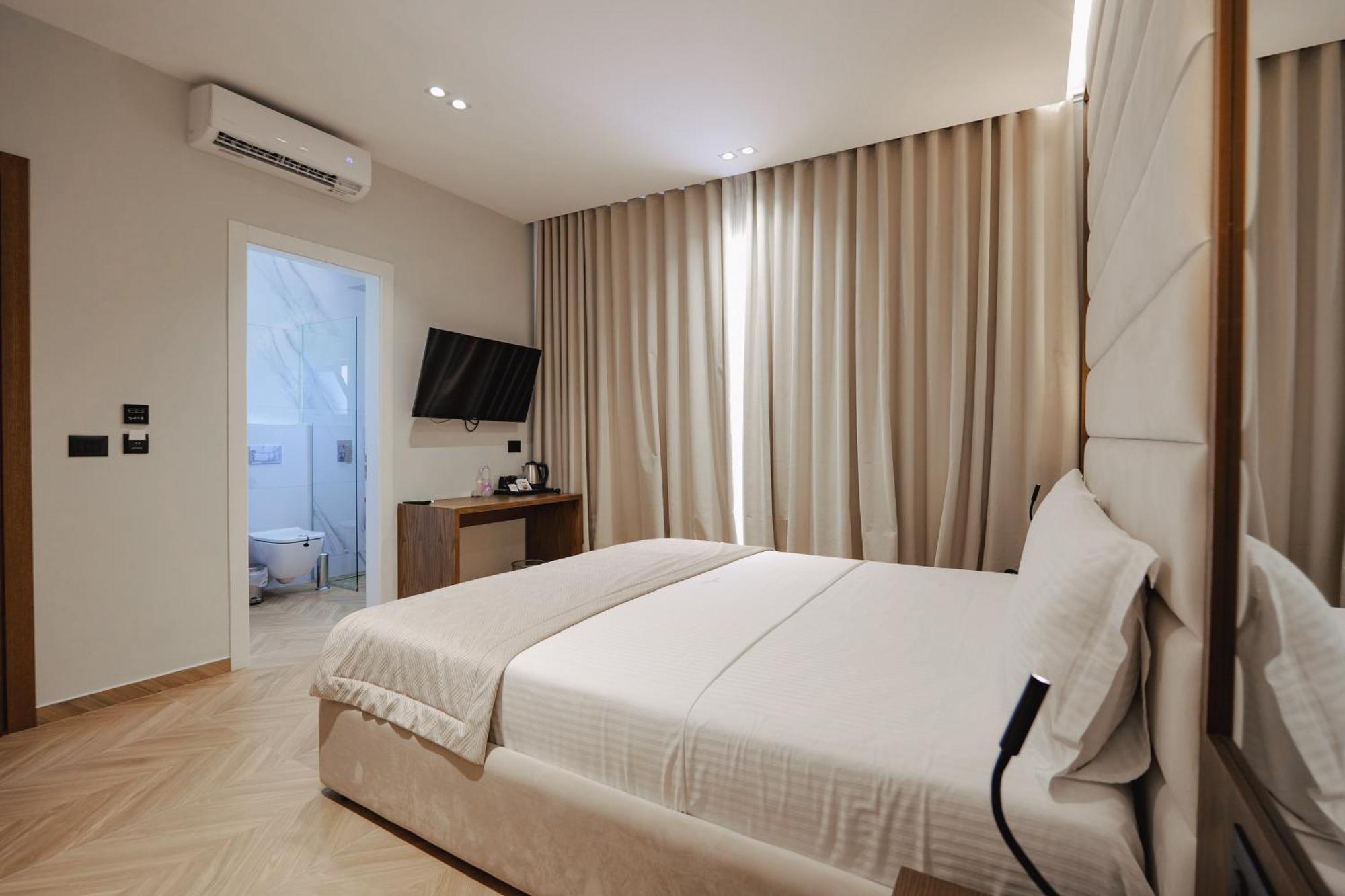 Duka'S Hotel Ksamil Extérieur photo