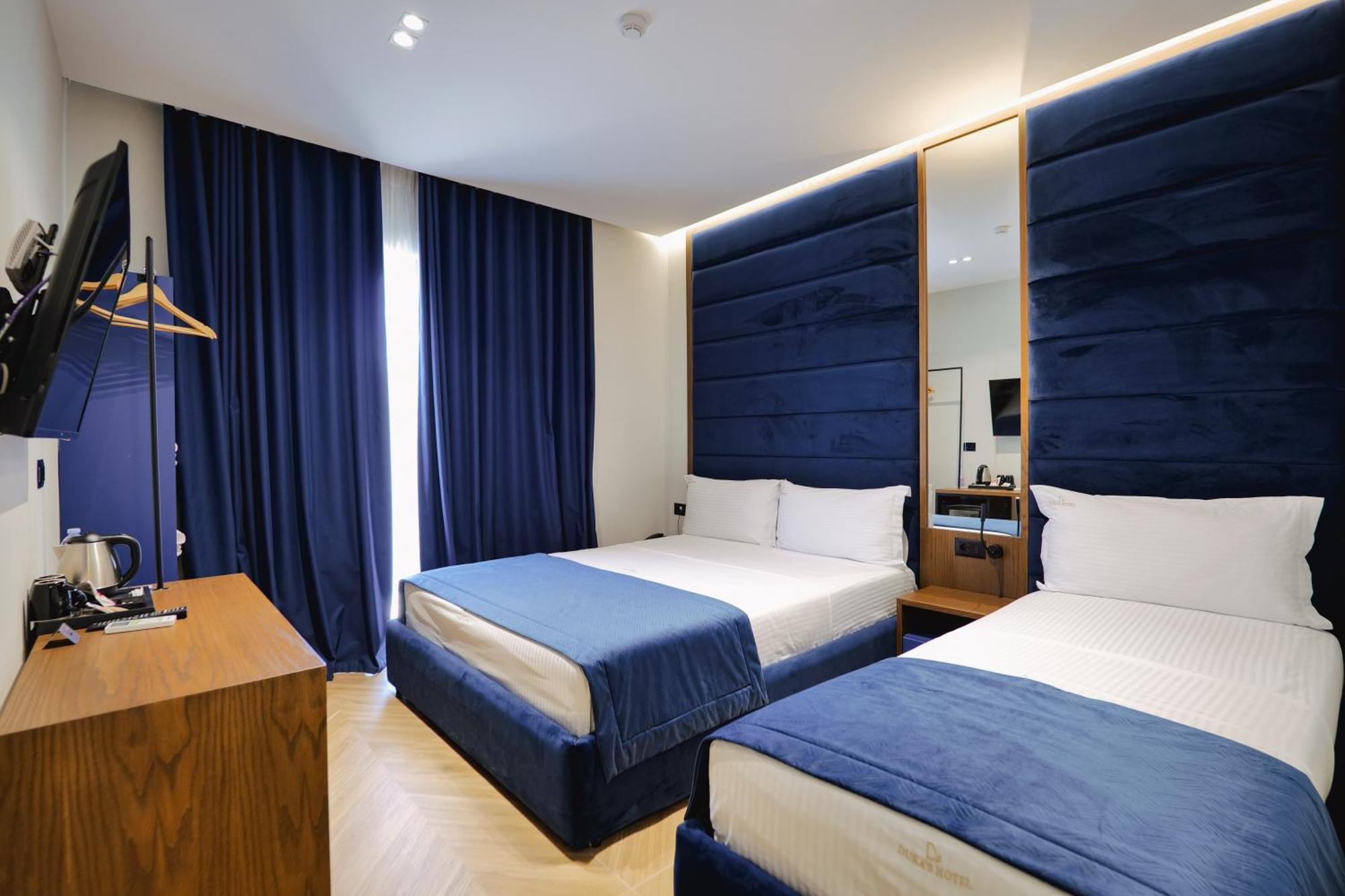 Duka'S Hotel Ksamil Extérieur photo